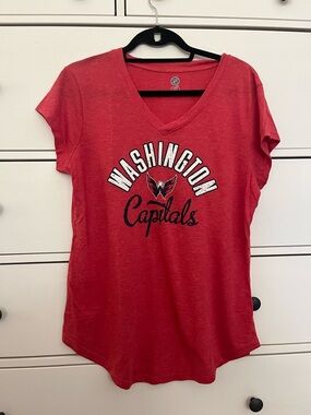 NHL Washington Capitals Red V-Neck Women's Tee
